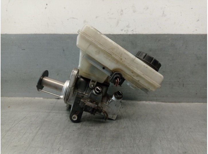 Recambio de bomba freno para seat mii (kf1, ke1) 1.0 referencia OEM IAM 1S1611019 1S1611019 32668657 TRW