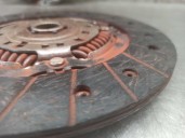 Recambio de kit embrague para dacia sandero ii 0.9 tce cat referencia OEM IAM 301012218R  