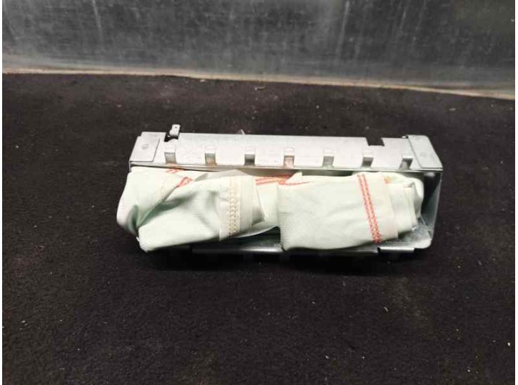 Replacement front left airbag for Peugeot 407 Coupe 2.7 HDi FAP CAT (UHZ / DT17TED4) OEM IAM reference 96445885ZD 