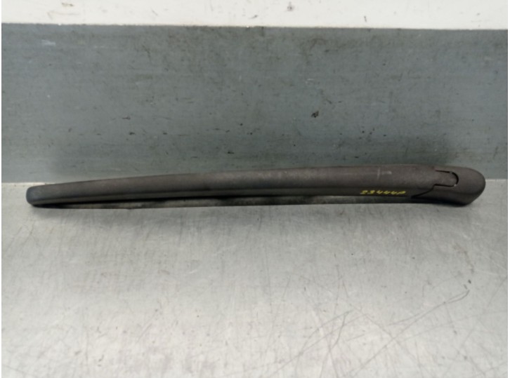 Recambio de brazo limpia trasero para hyundai tucson (jm) 2.0 crdi cat referencia OEM IAM 988202E000 988202E000 