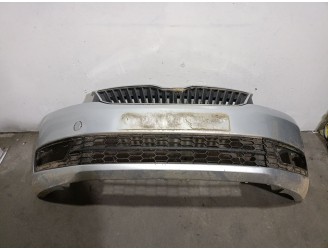 Recambio de paragolpes delantero para skoda rapid spaceback (nh1) 1.4 tdi referencia OEM IAM 5JA807221B 5JA807221B 