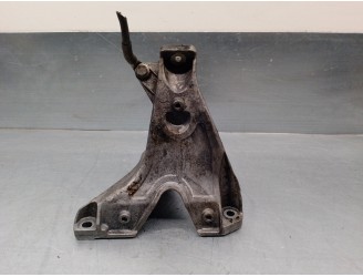 Recambio de soporte motor para audi a4 berlina (8e) 1.9 tdi referencia OEM IAM 8E0199308D  