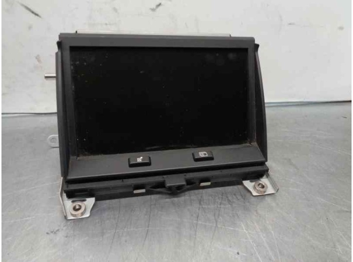 Replacement multifunction display for Land Rover Range Rover Sport 2.7 TD V6 CAT OEM IAM reference YIE500081 