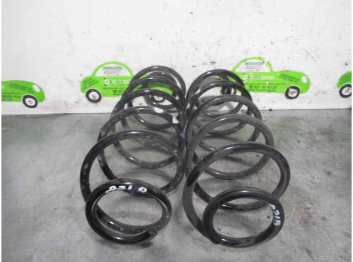 Replacement suspension spring for Citroën C4 Cactus 1.2 12V e-THP OEM IAM reference 9802157080 