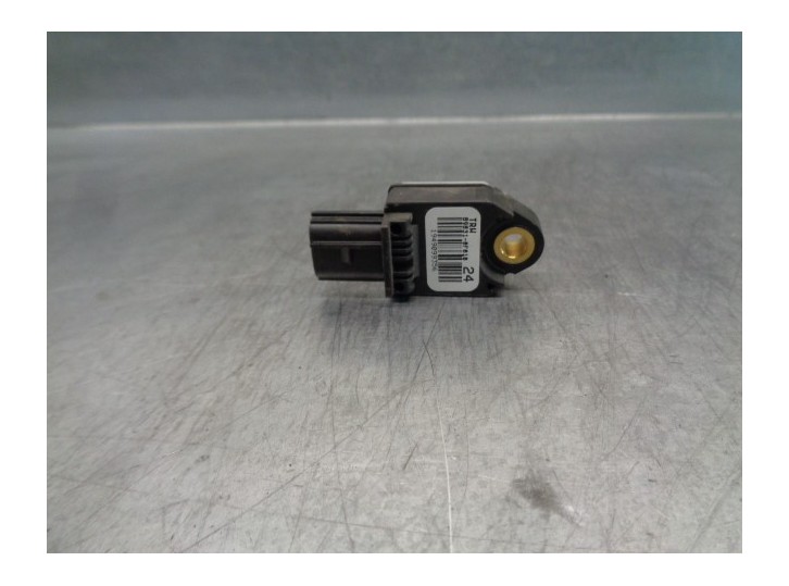 Recambio de sensor impacto para toyota verso 2.0 d-4d cat referencia OEM IAM 898310F010 