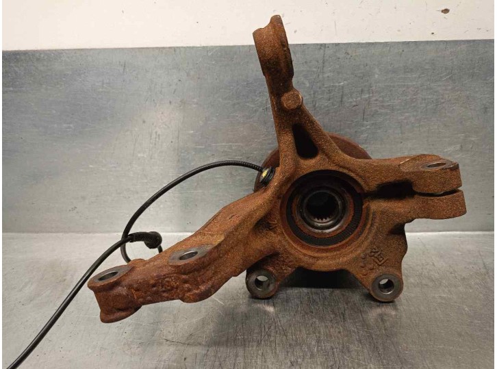 Recambio de mangueta delantera derecha para dacia sandero iii 1.0 tce 90 referencia OEM IAM 400143933R  