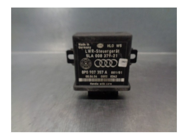 Recambio de centralita luces para audi a3 (8p) 2.0 tdi referencia OEM IAM 8P0907357A 5LA00837921 HELLA