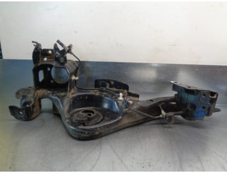 Recambio de brazo suspension inferior trasero izquierdo para nissan juke (f15) 1.6 16v referencia OEM IAM 555021KD0A CESTA 26 B