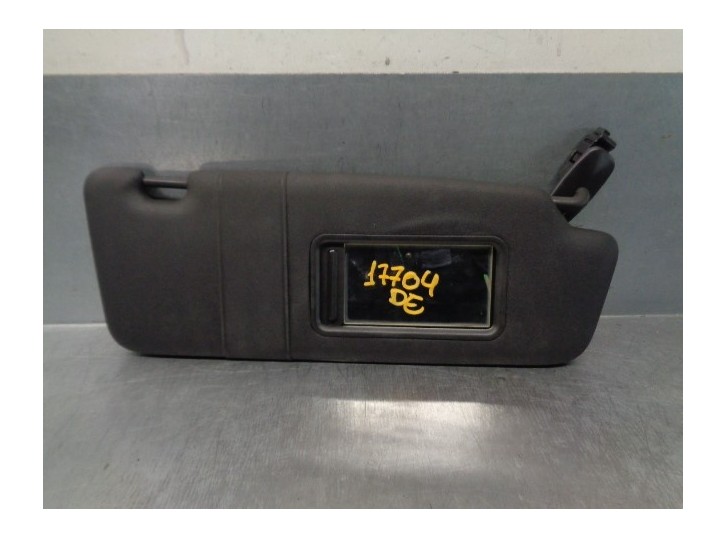 Replacement right sun visor for Audi A3 (8P) 2.0 TDI OEM IAM reference 8P0857552 