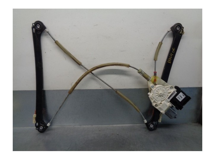 Recambio de elevalunas delantero derecho para audi a3 (8p) 2.0 tdi referencia OEM IAM 8P0959802E 