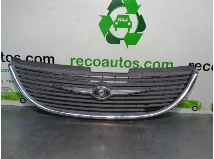 Recambio de rejilla delantera para chrysler voyager (rg) 2.5 crd cat referencia OEM IAM 4857522AA 
