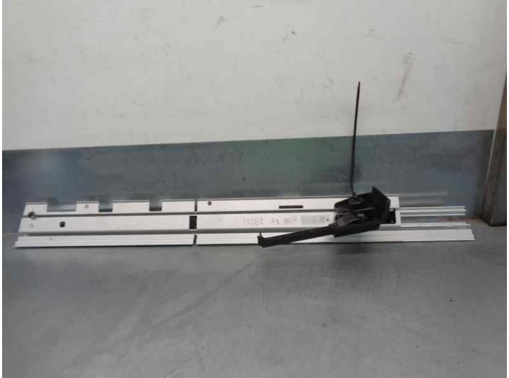 Recambio de molduras traseras para bmw serie 3 gran turismo (f34) 330d referencia OEM IAM 