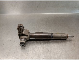 Recambio de inyector para subaru outback (bs) 2.0 d awd (bsd) referencia OEM IAM 16613AA040  DENSO