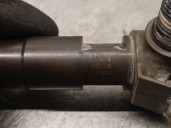 Recambio de inyector para subaru outback (bs) 2.0 d awd (bsd) referencia OEM IAM 16613AA040 DENSO