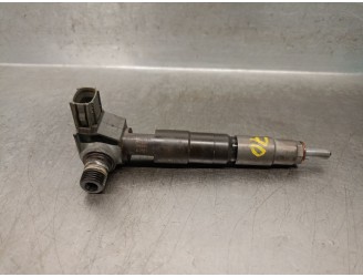 Recambio de inyector para subaru outback (bs) 2.0 d awd (bsd) referencia OEM IAM 16613AA040  DENSO