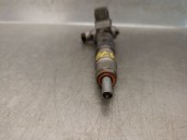 Recambio de inyector para subaru outback (bs) 2.0 d awd (bsd) referencia OEM IAM 16613AA040  DENSO