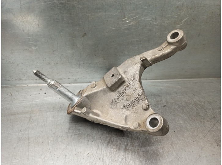 Recambio de soporte cambio para renault clio iv 0.9 referencia OEM IAM 112533052R  