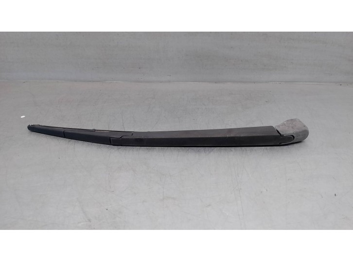 Recambio de brazo limpia trasero para mazda cx-7 (er) 2.2 turbodiesel cat referencia OEM IAM EG2167421  