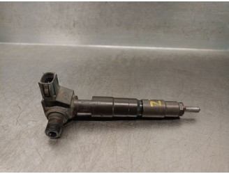 Recambio de inyector para subaru outback (bs) 2.0 d awd (bsd) referencia OEM IAM 16613AA040  DENSO