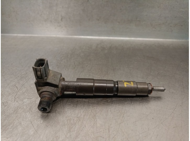 Replacement injector for Subaru Outback (BS) 2.0 D AWD (BSD) OEM IAM reference 16613AA040 DENSO