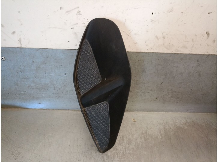 Recambio de rejilla paragolpes derecha para opel corsa f (p2jo) 1.2 (68) referencia OEM IAM 9829334480 