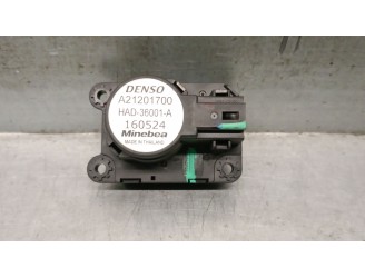 Recambio de motor apertura trampillas climatizador para dacia sandero iii 1.0 tce 90 referencia OEM IAM A21201700  DENSO