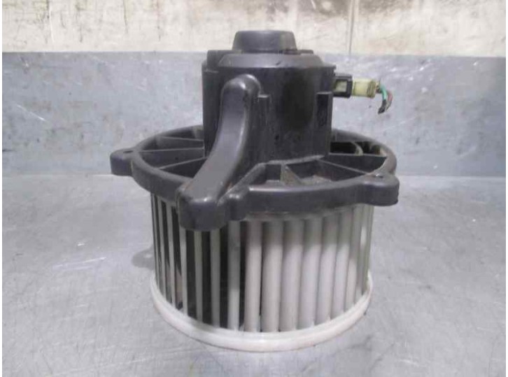 Replacement heater motor for Kia Carnival II 2.9 CRDi cat OEM IAM reference 0K55261C07 