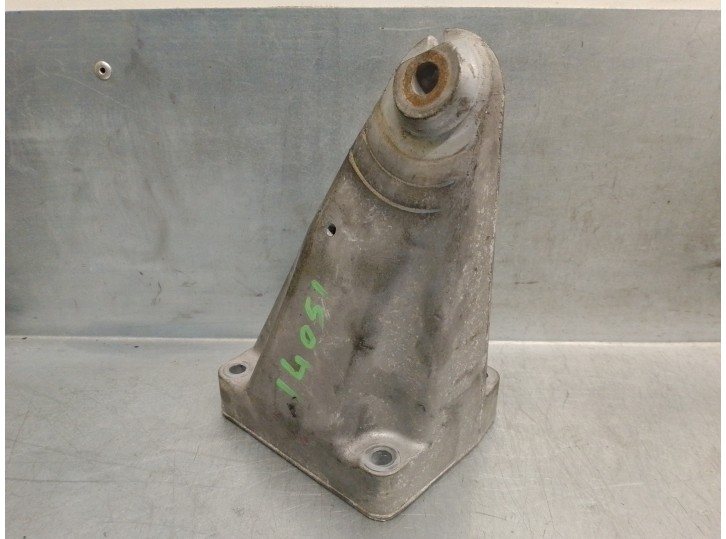 Recambio de soporte motor derecho para mercedes-benz clase e (w211) berlina e 270 cdi (211.016) referencia OEM IAM A6112230804 