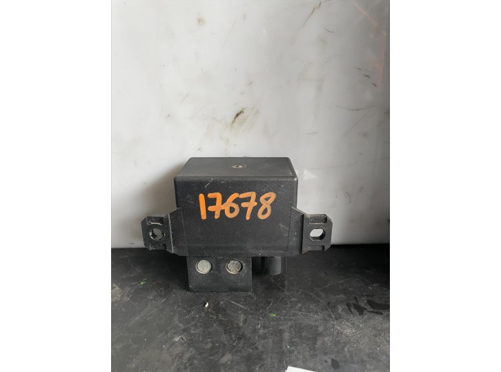 Recambio de caja precalentamiento para bmw x5 (e70) 3.0 turbodiesel cat referencia OEM IAM 7661503 