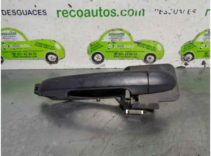 Recambio de maneta exterior delantera derecha para kia cee´d 1.6 crdi cat referencia OEM IAM 826651H000  
