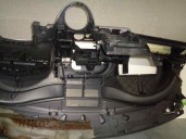 Recambio de salpicadero para volkswagen t5 transporter/furgoneta 2.5 tdi referencia OEM IAM NEGRO 