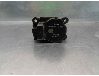 Recambio de motor calefaccion para opel astra j lim. 1.7 16v cdti referencia OEM IAM U9518001  