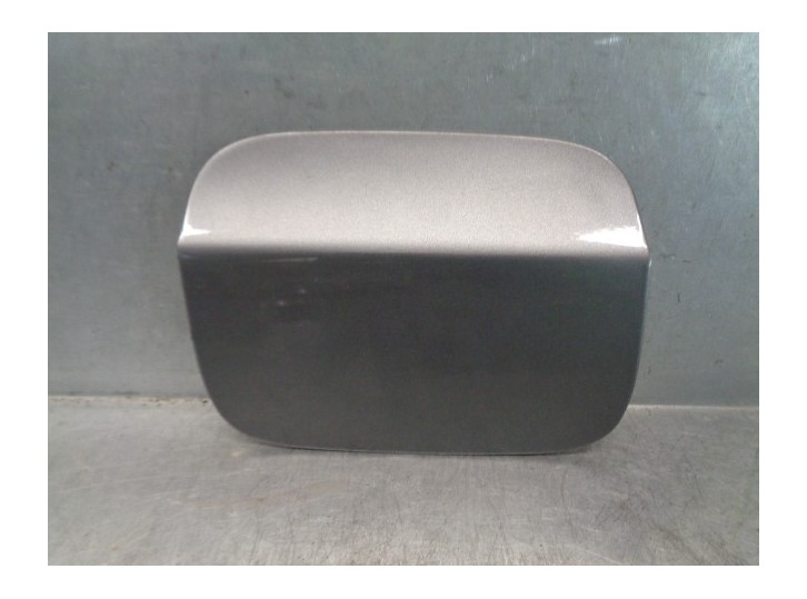 Recambio de tapa exterior combustible para bmw x5 (e70) 3.0 turbodiesel cat referencia OEM IAM 51177160634 