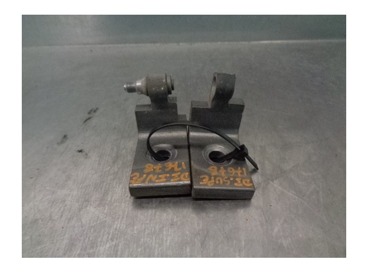 Recambio de bisagra puerta para bmw x5 (e70) 3.0 turbodiesel cat referencia OEM IAM 7068073 7068077 