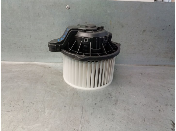 Recambio de motor calefaccion para kia picanto ii (ta) 1.0 referencia OEM IAM 971131Y000 971131Y000 