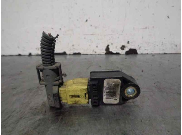 Recambio de sensor airbag para toyota corolla (e12) 1.4 turbodiesel cat referencia OEM IAM 8917302030 TRW
