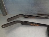 Recambio de brazo limpia delantero derecho para bmw x5 (e70) 3.0 turbodiesel cat referencia OEM IAM 61617153736 61617153739 