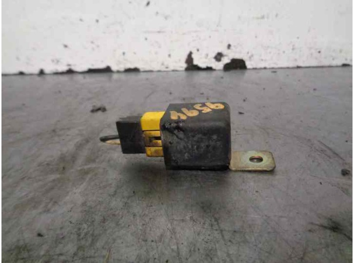 Recambio de rele para hyundai accent (lc) 1.3 cat referencia OEM IAM 3919032490  