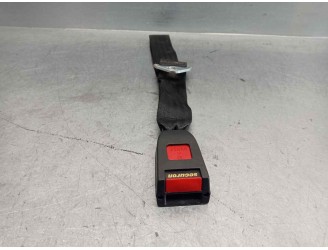 Recambio de enganche cinturon para ford escort cabrio xr3i referencia OEM IAM  TRAS IZQ 2 PUERTAS