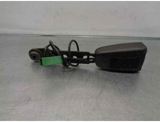 Recambio de enganche cinturon para volvo s80 berlina 2.4 diesel cat referencia OEM IAM 3175386 