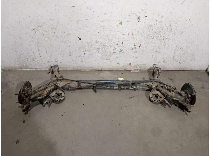 Recambio de puente trasero para kia picanto ii (ta) 1.0 referencia OEM IAM 551001Y300 551001Y300 