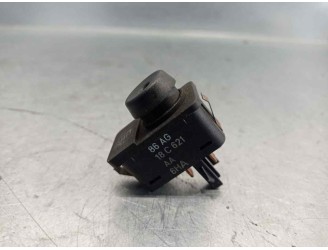 Recambio de mando para ford escort cabrio xr3i referencia OEM IAM 86AG18C621AA 