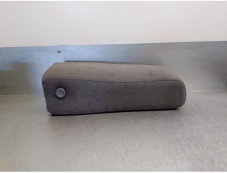 Recambio de apoyabrazos central para ssangyong korando 2.9 turbodiesel cat referencia OEM IAM 7530206033AAF 7530206033AAF 3 PUER