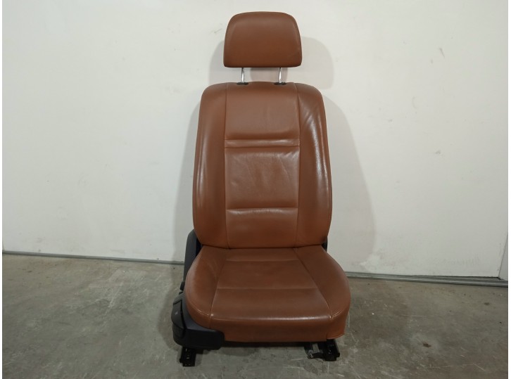 Recambio de asiento delantero derecho para bmw x5 (e70) 3.0 turbodiesel cat referencia OEM IAM 4511164 CUERO MARRON 5 PUERTAS