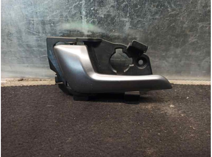 Recambio de maneta interior delantera izquierda para kia rio 1.1 crdi cat referencia OEM IAM 826101W010  