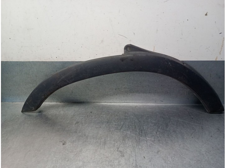 Recambio de aletin delantero izquierdo para renault master desde ´98 2.5 diesel referencia OEM IAM 7701692570 8200197107 