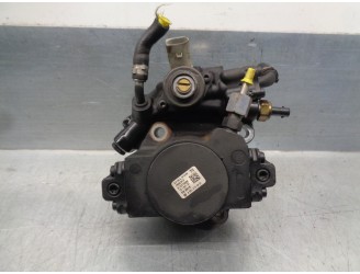 Recambio de bomba inyeccion para mercedes-benz clase c (w204) familiar 2.1 cdi cat referencia OEM IAM A6510700601 28252613 DELPH