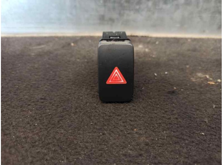 Recambio de warning para kia rio 1.1 crdi cat referencia OEM IAM 937901W000 