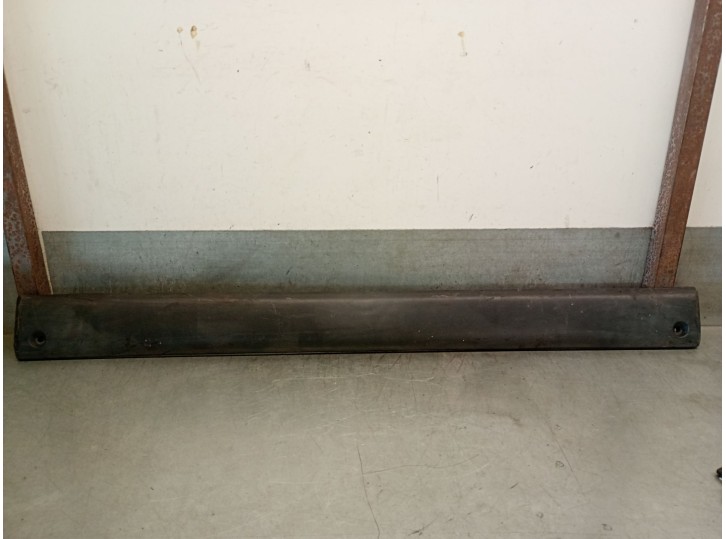 Recambio de molduras traseras para renault master desde ´98 2.5 diesel referencia OEM IAM 7701692582 7701692582 