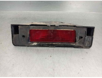 Recambio de luz central de freno para land rover defender (ld) 2.5 td5 referencia OEM IAM XFG100330 